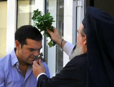 Πώς από άθεος ο Α.Τσίπρας έγινε... θρησκευόμενος (βίντεο)